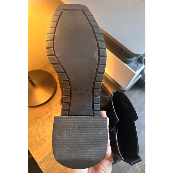 TORY BURCH BLACK LEATHER EXPEDITION ZIP UP BOOTS EUC; SIZE 9M - Picture 6 of 6